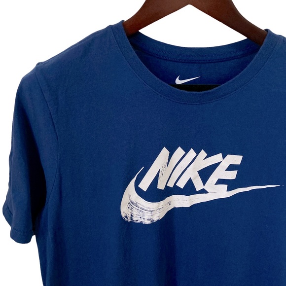 Nike Swoosh Tee S - Picture 1 of 6